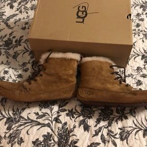 Woman Chickaree Boots